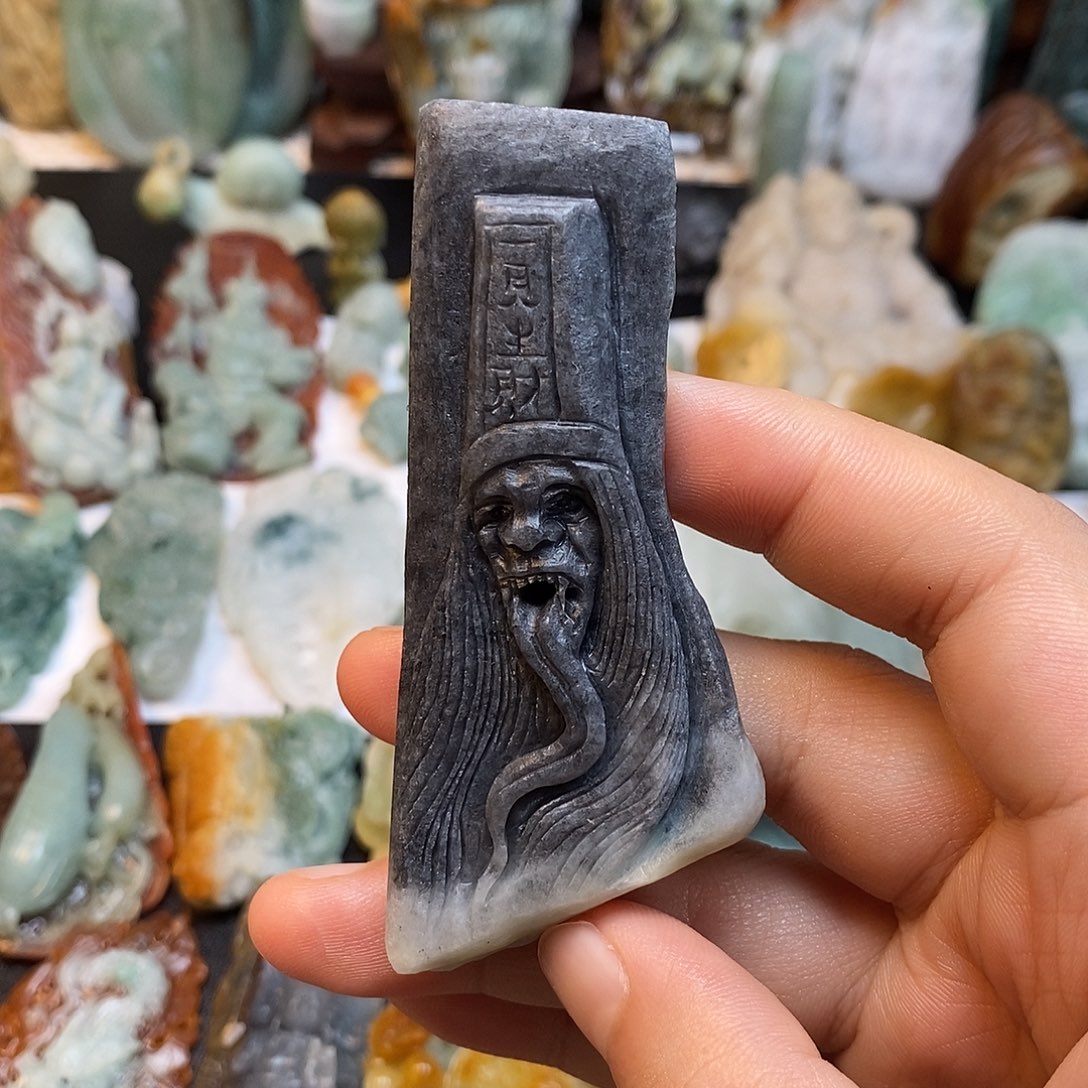 定制翡翠未镶嵌特色18