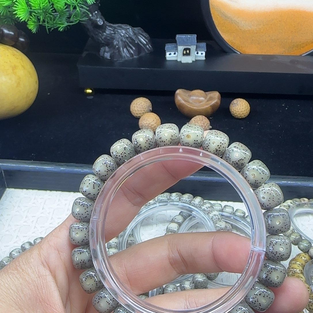 在***上星月菩提手串星月菩提10