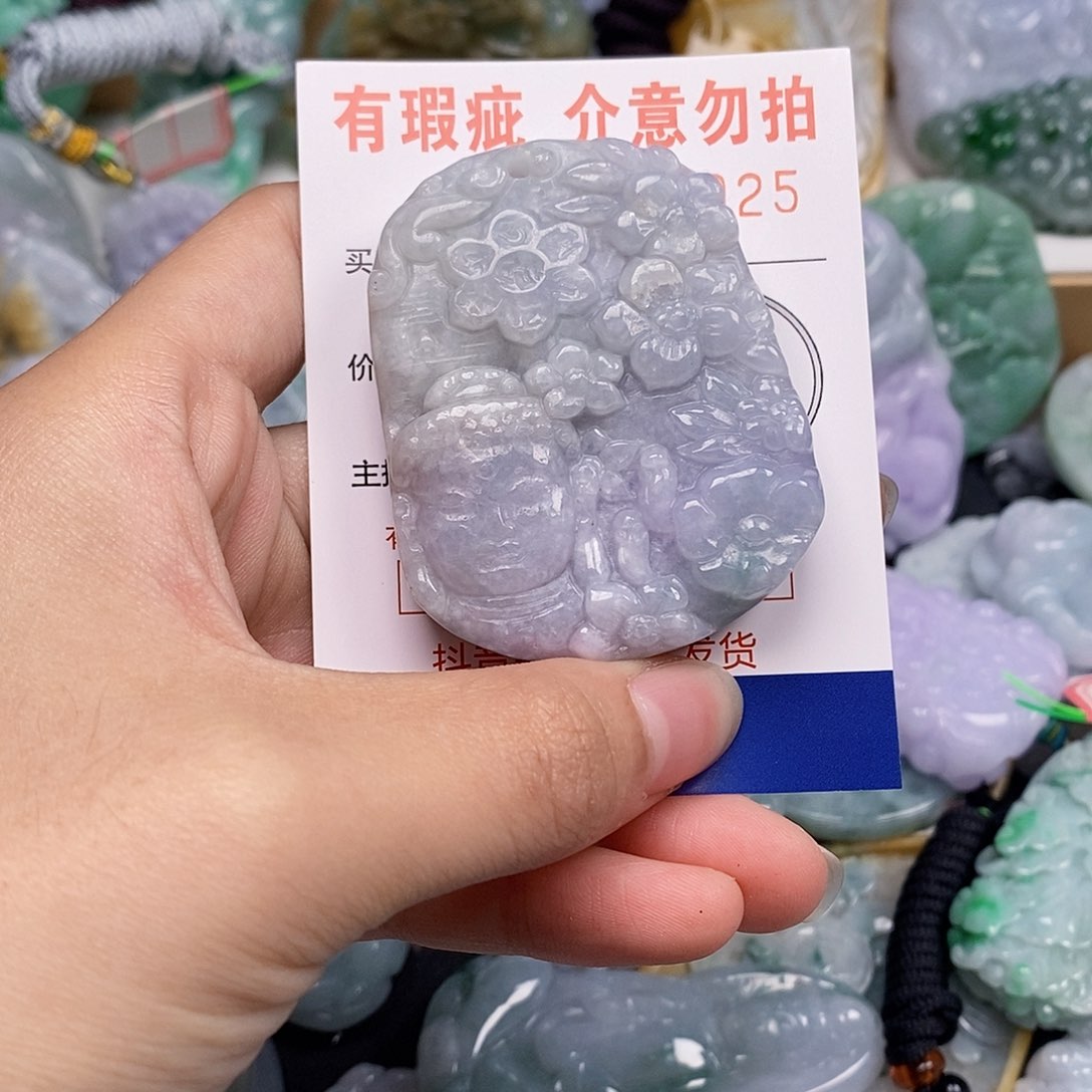 吊坠(不含链)未镶嵌翡翠