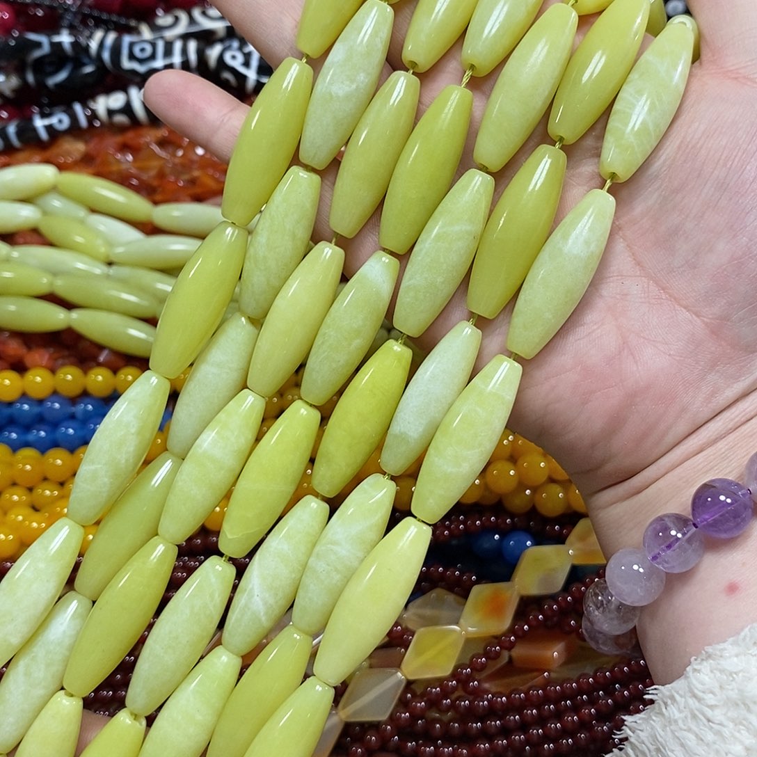 玛瑙/玉髓未镶嵌珠宝半成品岫玉天珠一条卡12*36mm