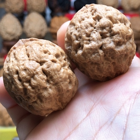 文玩核桃吊坠云南铁核桃