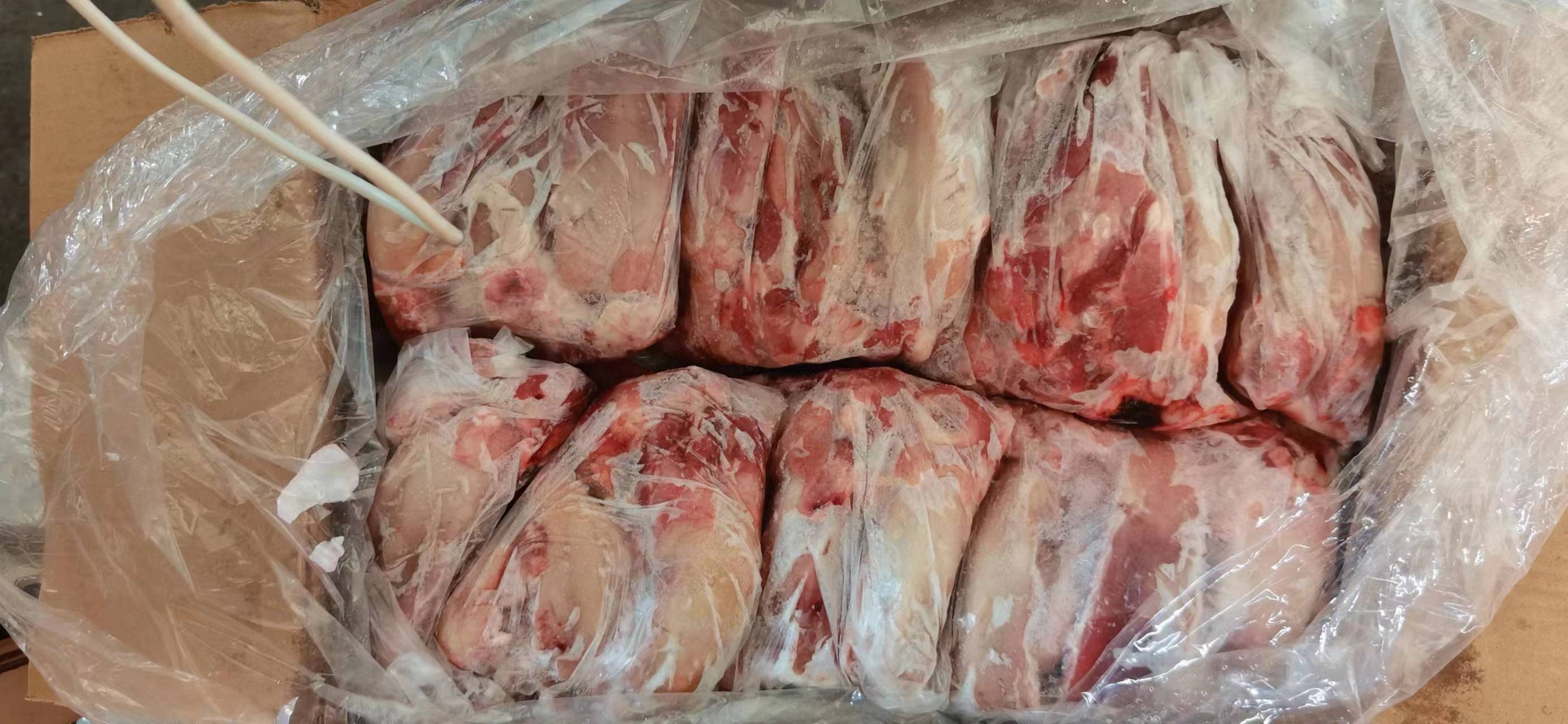 鲜冻猪口条 猪舌头带肉带箱20斤