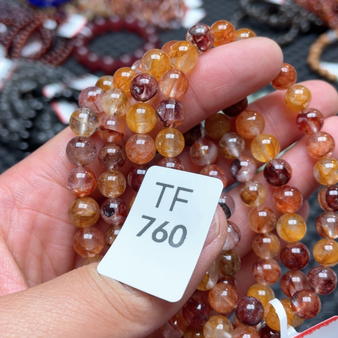 水晶多样性发一只未镶嵌