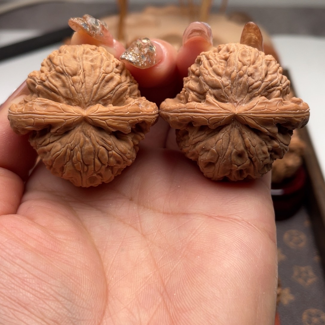 桃核把件白狮子精配41