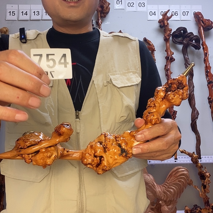 ****‍大叶紫檀（黑酸枝木类）