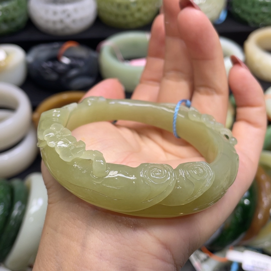 和田玉手镯未镶嵌62