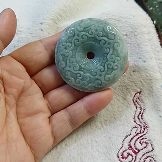 翡翠颈饰未镶嵌翡翠颈饰末镶嵌