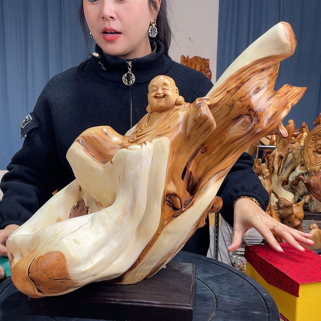 柏木（崖柏）随型艺术根雕