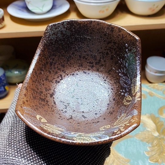 瓷片新年快乐。万事如意