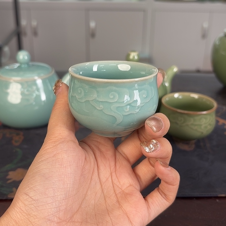 龙泉云间青瓷小米茶器