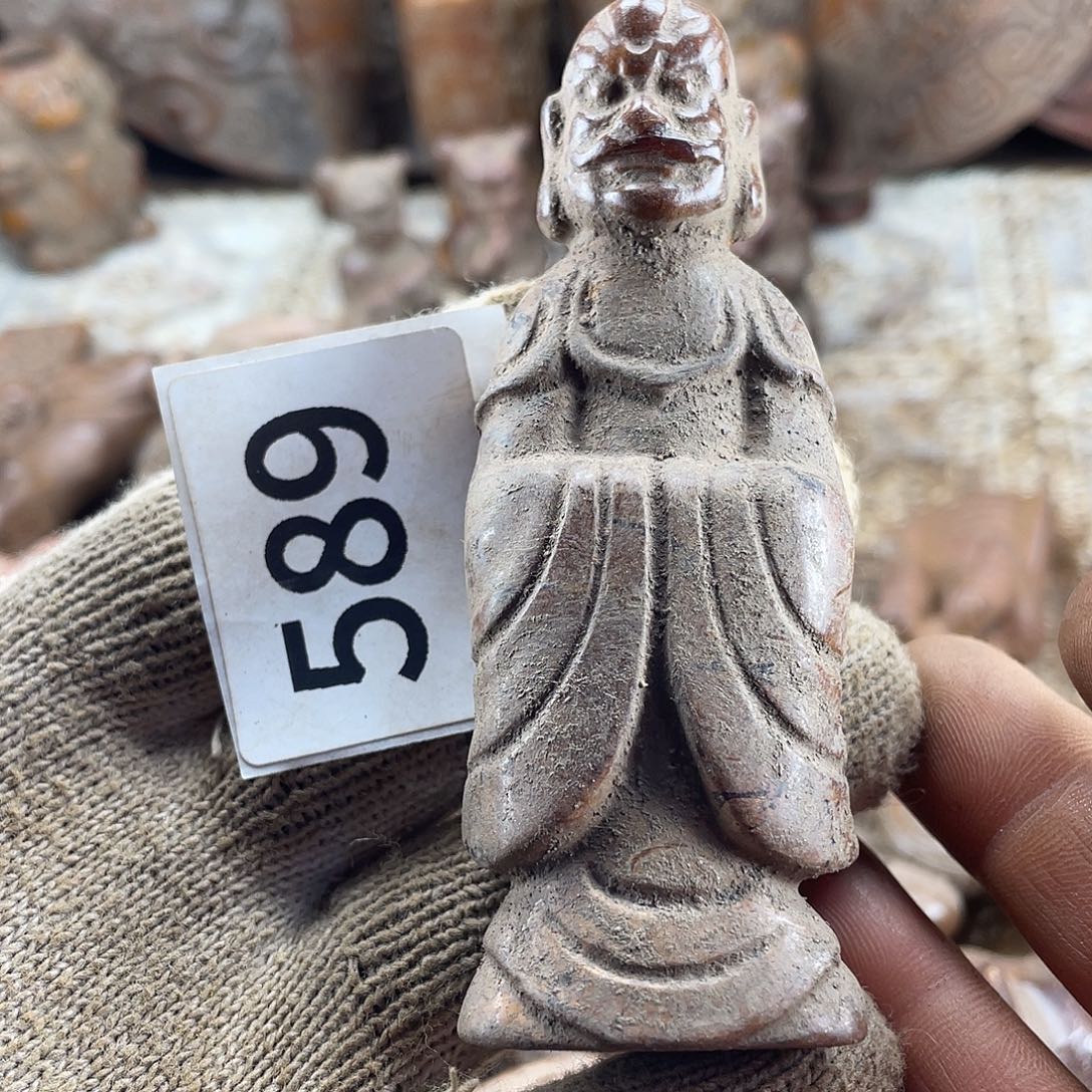 和田玉（糖玉）未镶嵌挂件