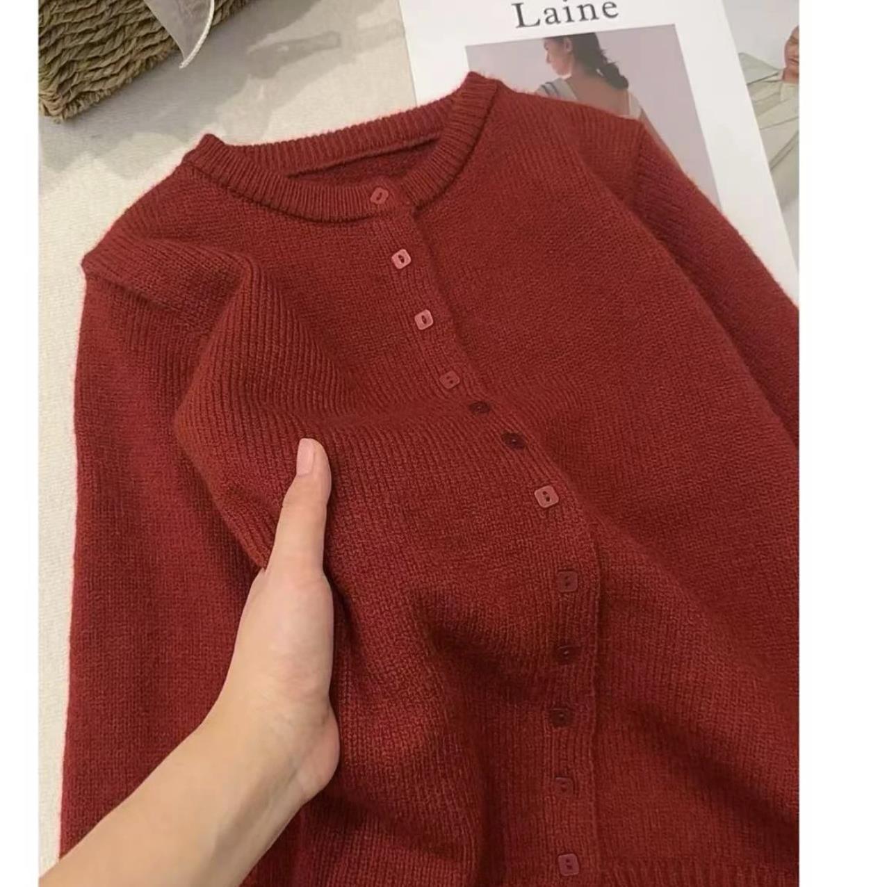 【圆领小方扣开衫】新款韩版针织衫539