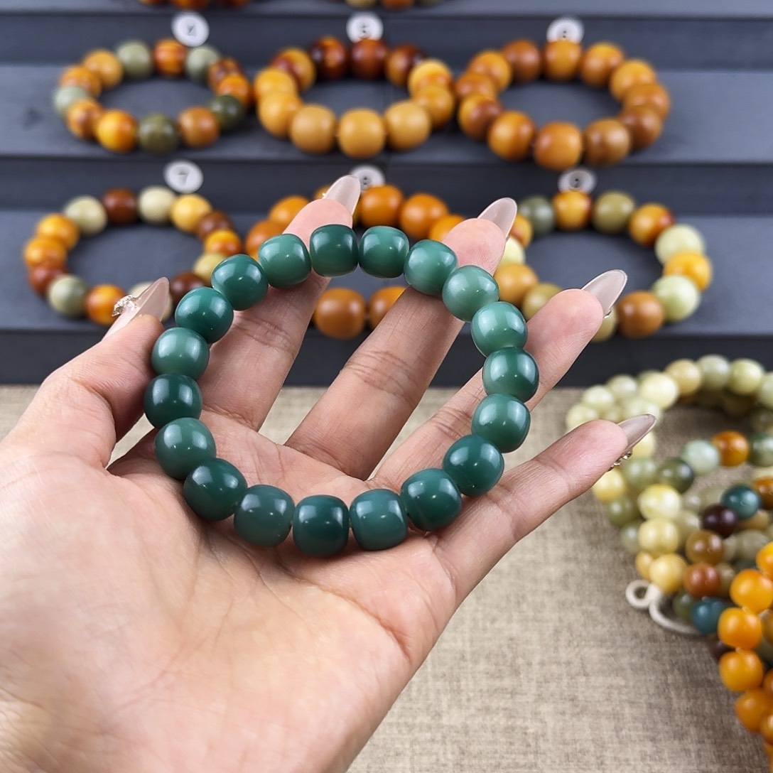 菩提根/象牙果吊坠內