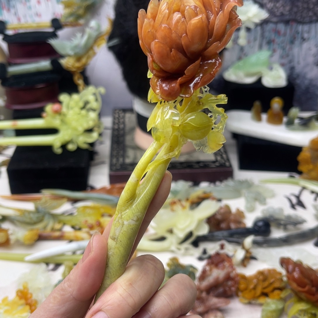 【闪购商品】蛇纹石玉发饰合金小**师