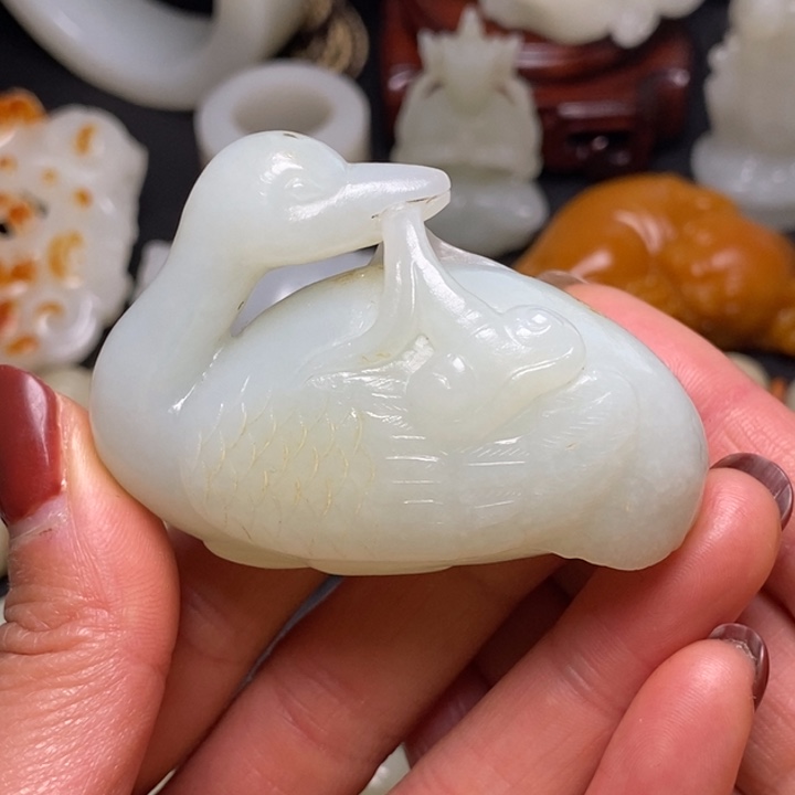 春***雨和田玉未镶嵌把件