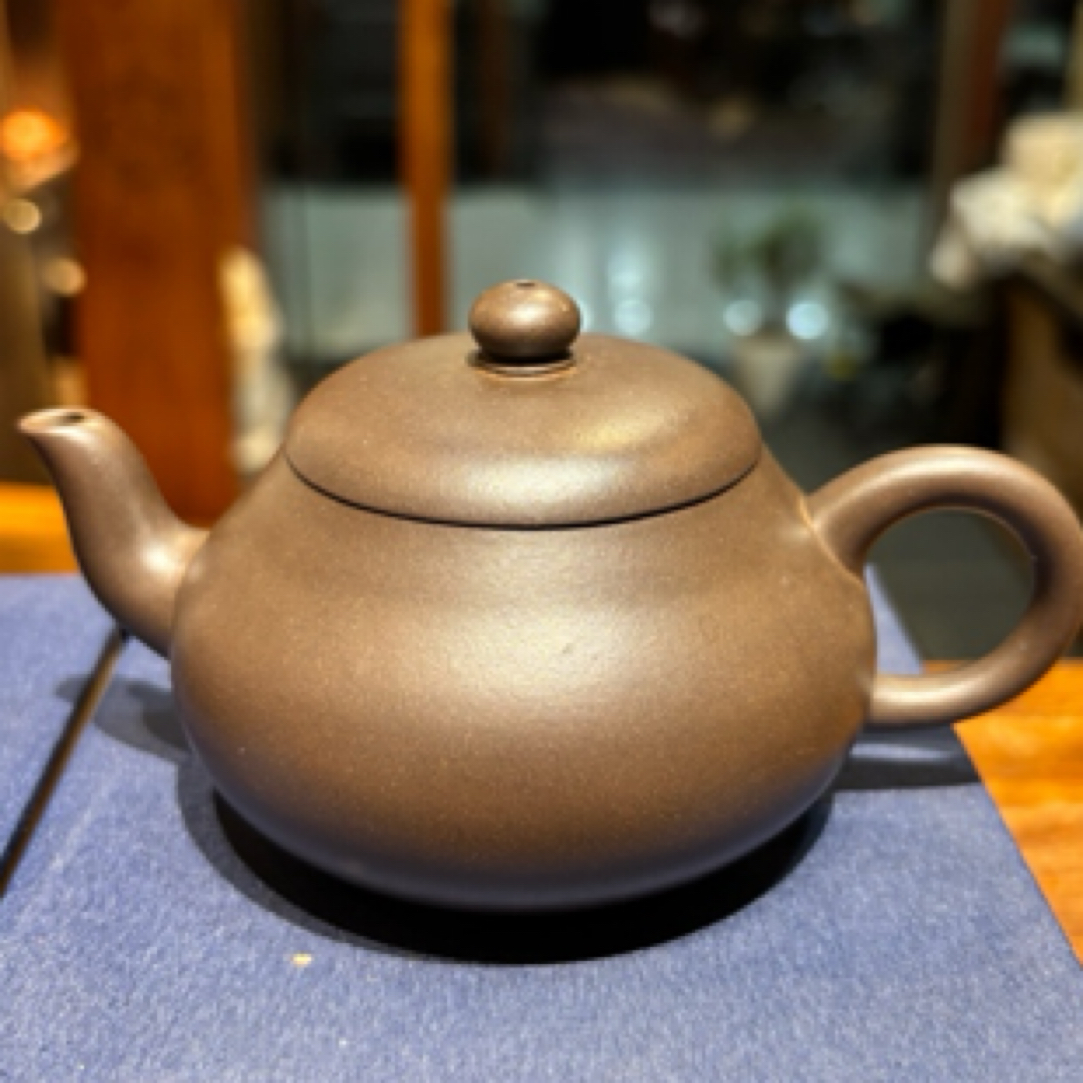 八十年代紫砂一厂紫泥君德150cc