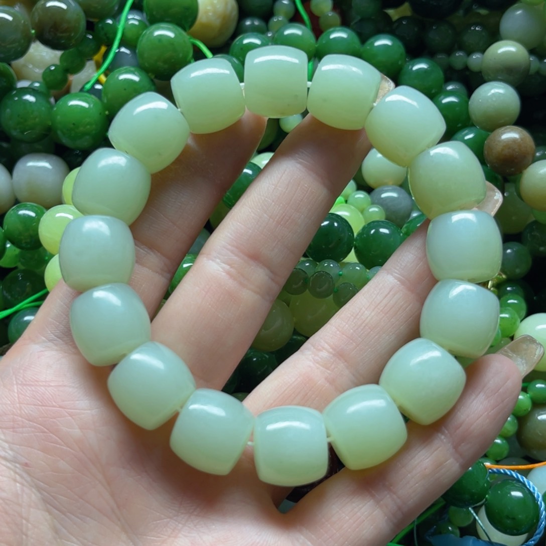 和田玉手链未镶嵌