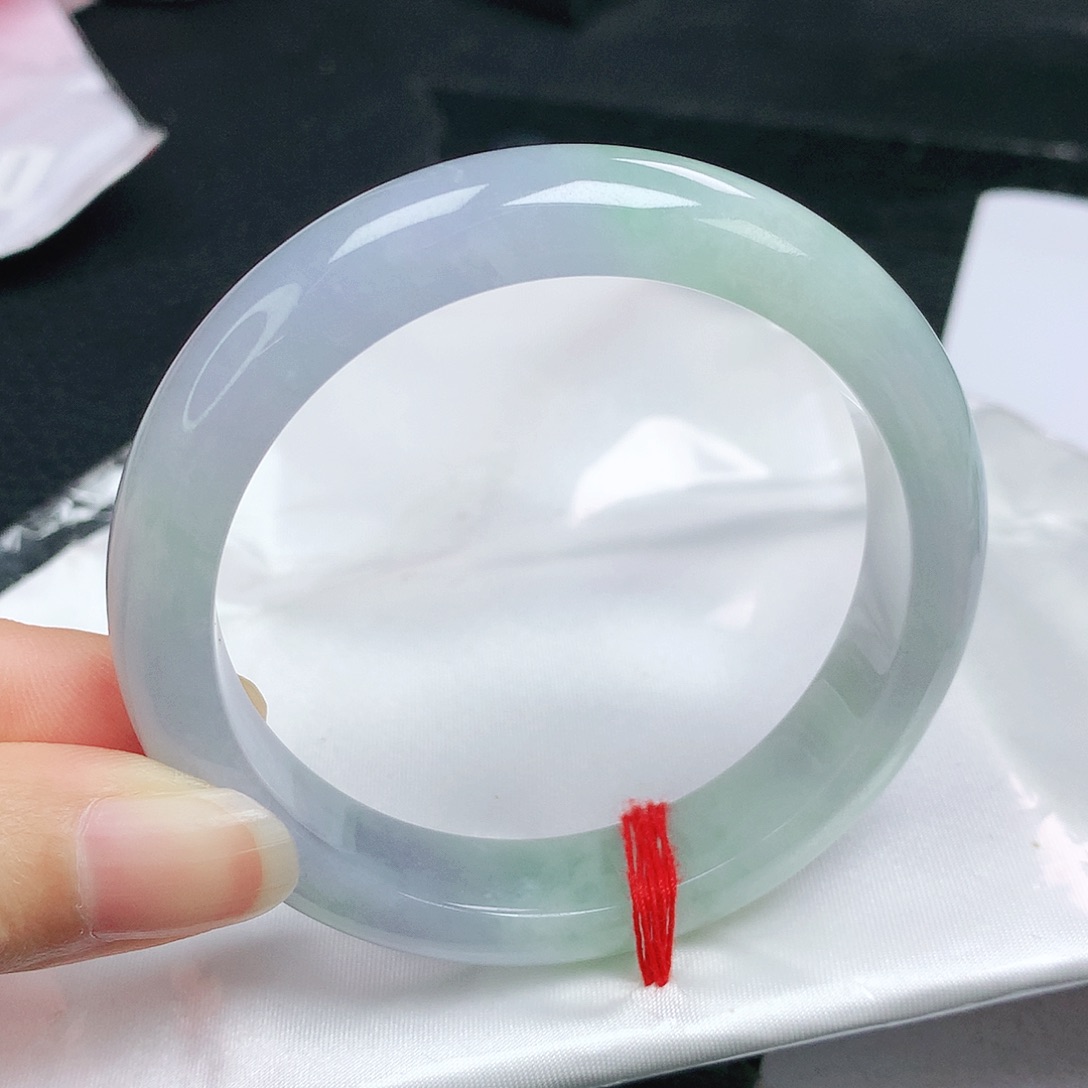 翡翠手镯未镶嵌正