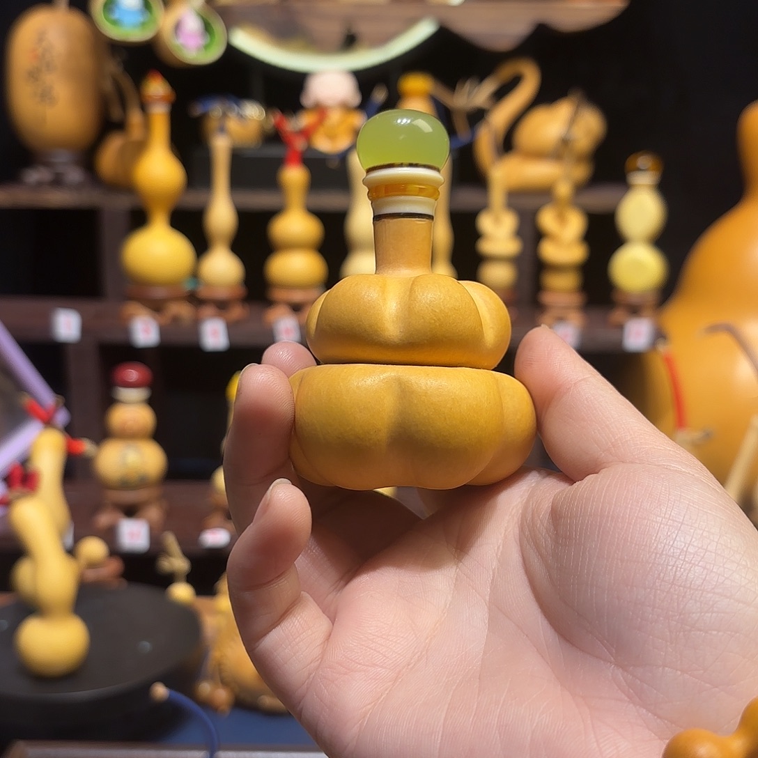 ****桥大叶紫檀（黑酸枝木类）