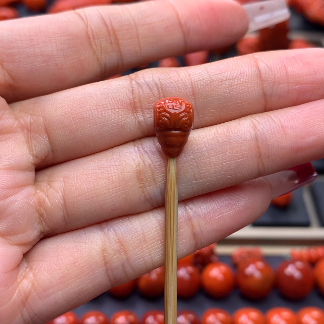 【闪购商品】南红玛瑙博古纹三通8mm未镶嵌