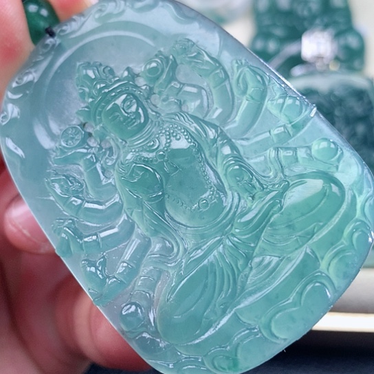 【闪购商品】翡翠颈饰未镶嵌天然翡翠