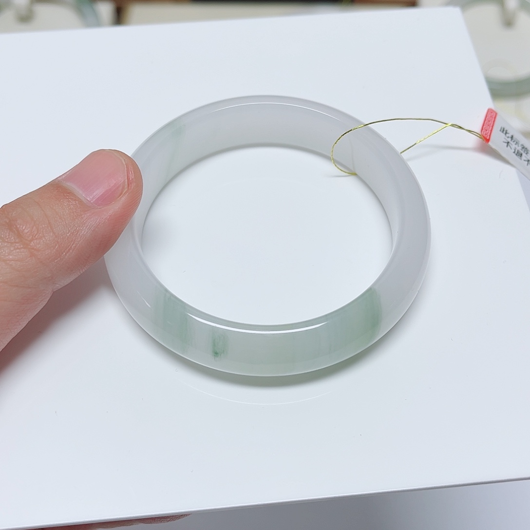 石英质玉手镯未镶嵌❄️**