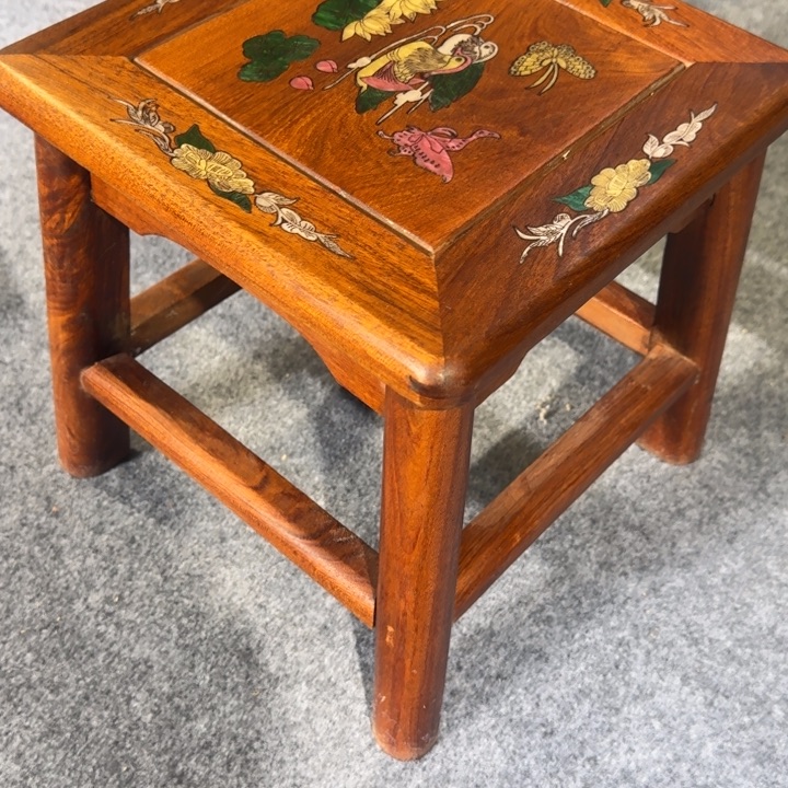 贡木富贵等的的的的的