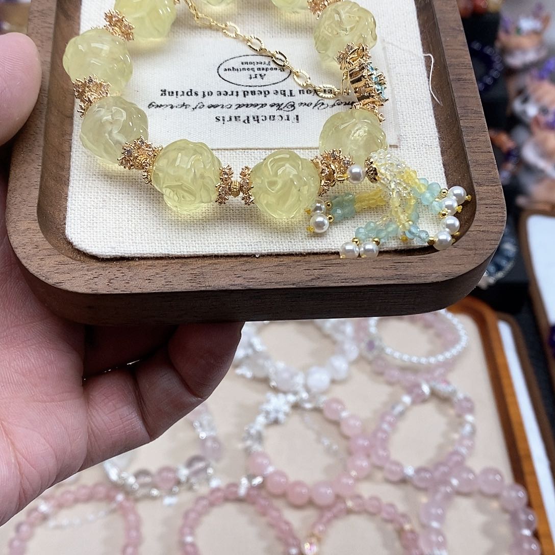 水晶手链未镶嵌轩*哥柠檬黄九尾狐球