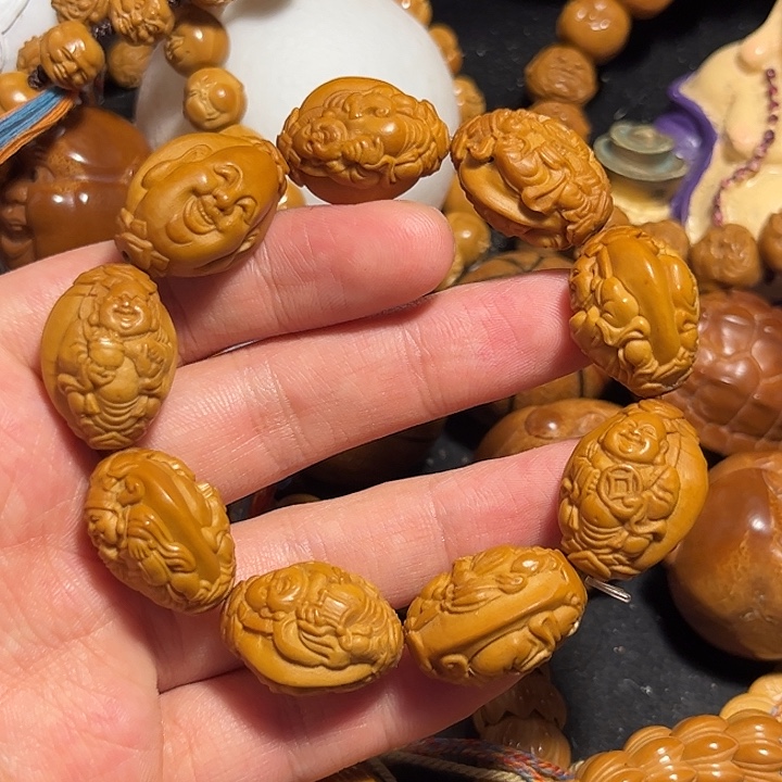 手串/手链橄榄核浮雕财迷