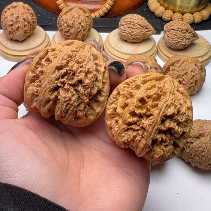 文玩核桃把件粗筋45