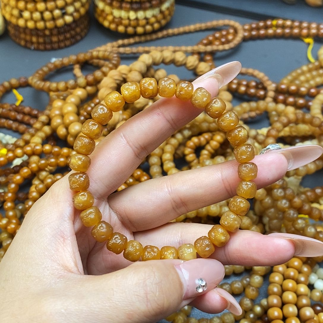 龙眼菩提手串k****k龙脊菩提烟花单圈卡8