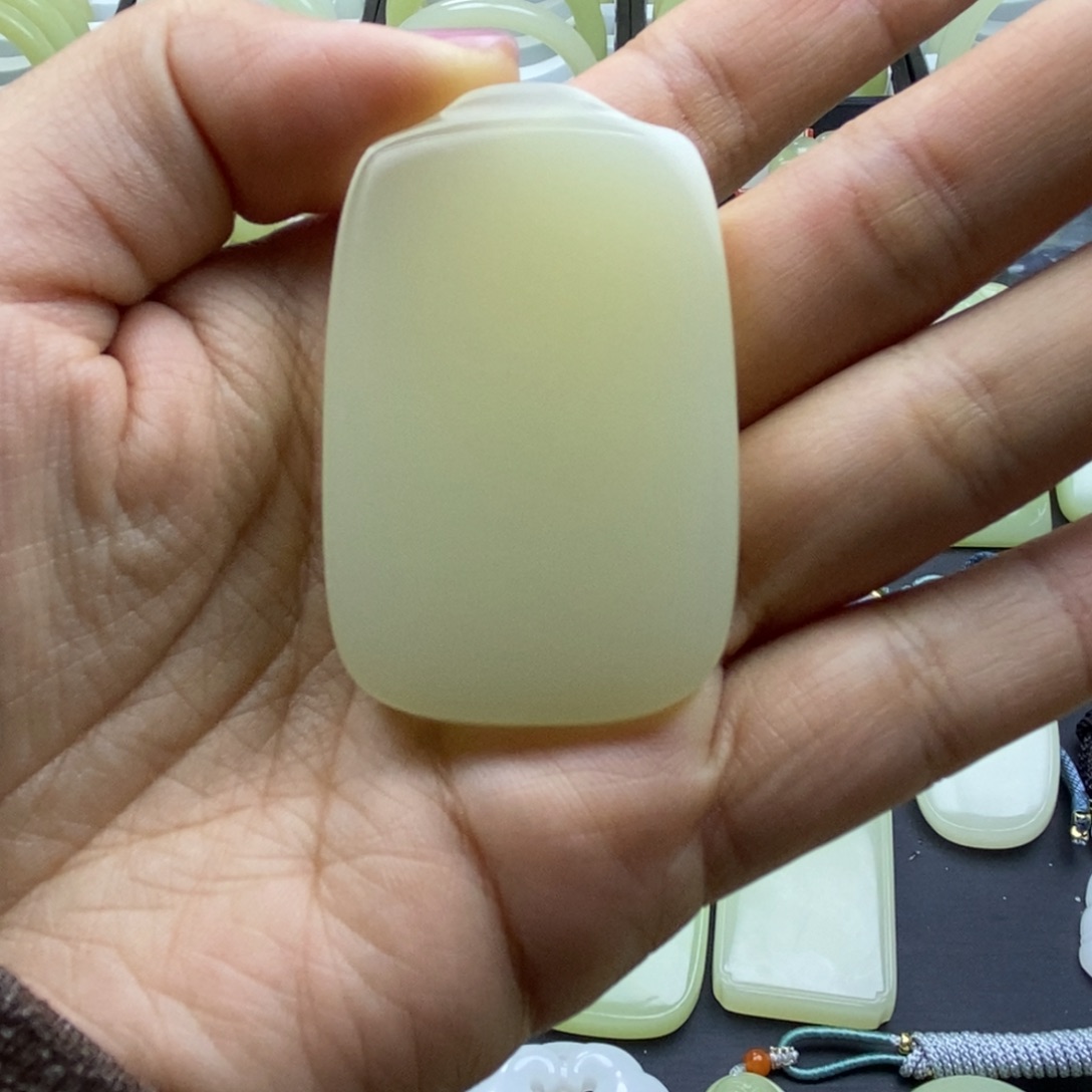 东***?天然青海时尚无事牌