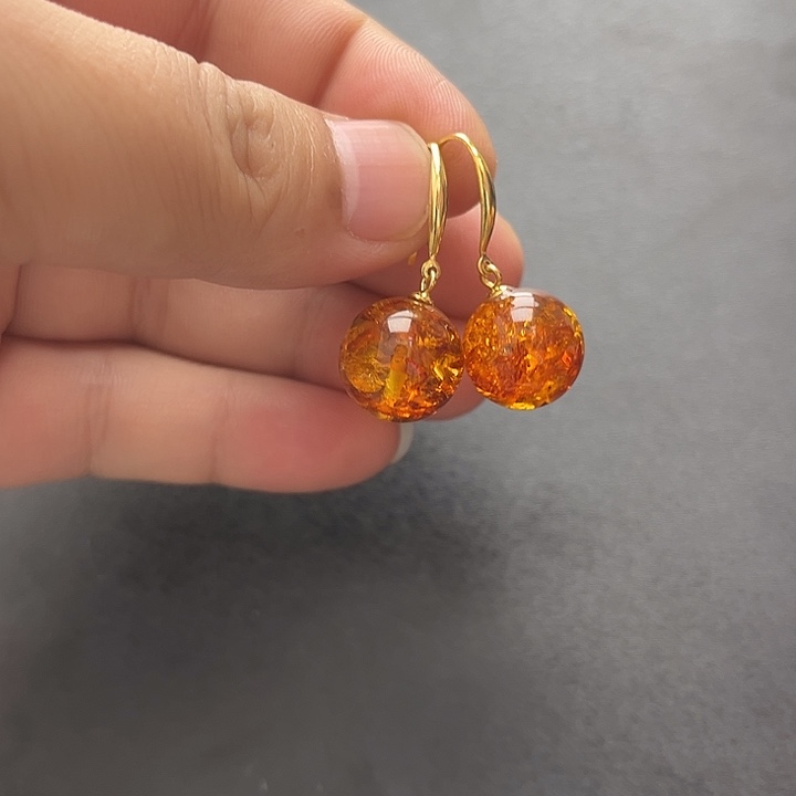 琥珀未镶嵌裸石耳坠