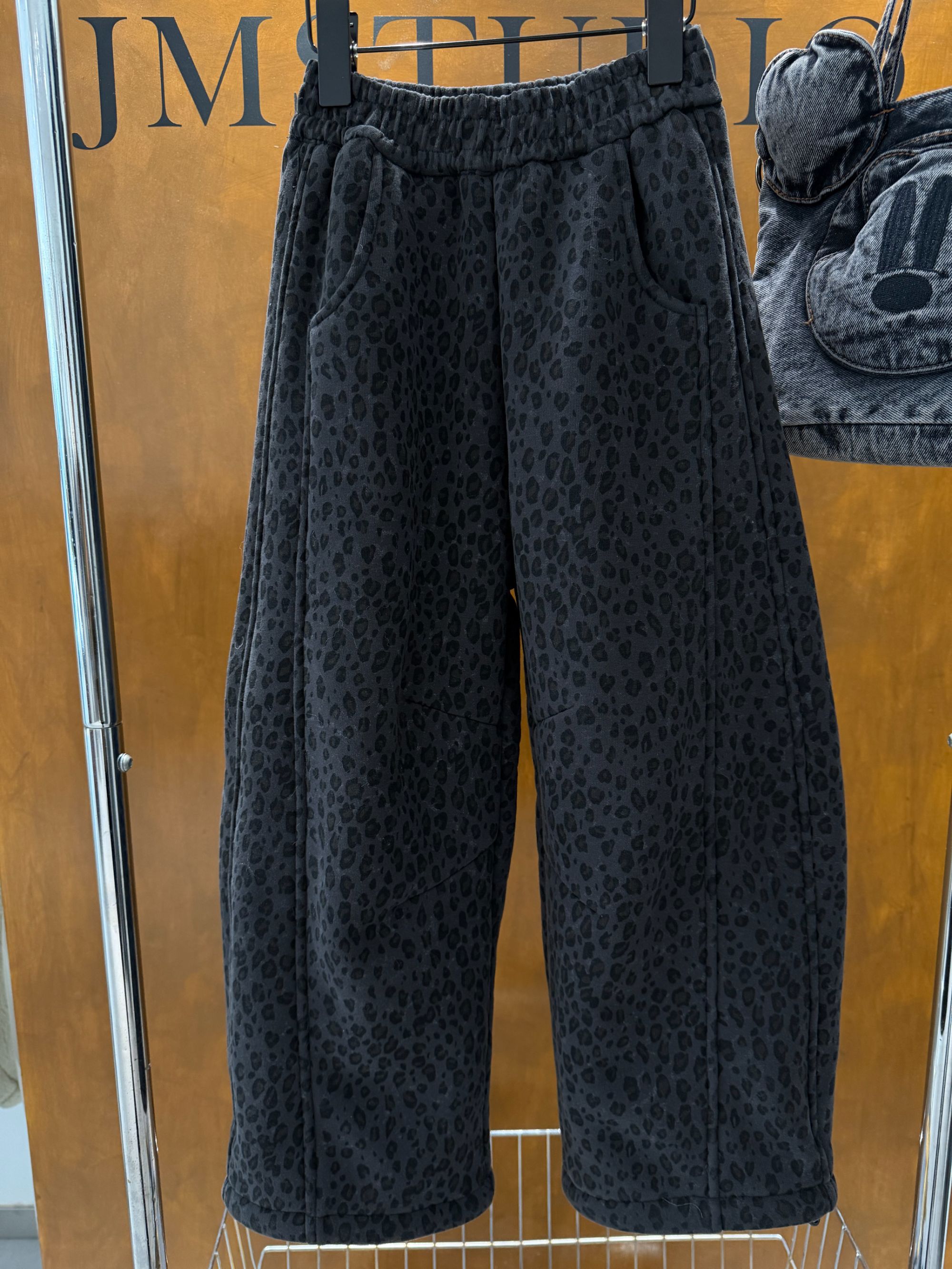 #85559       秋款休闲裤