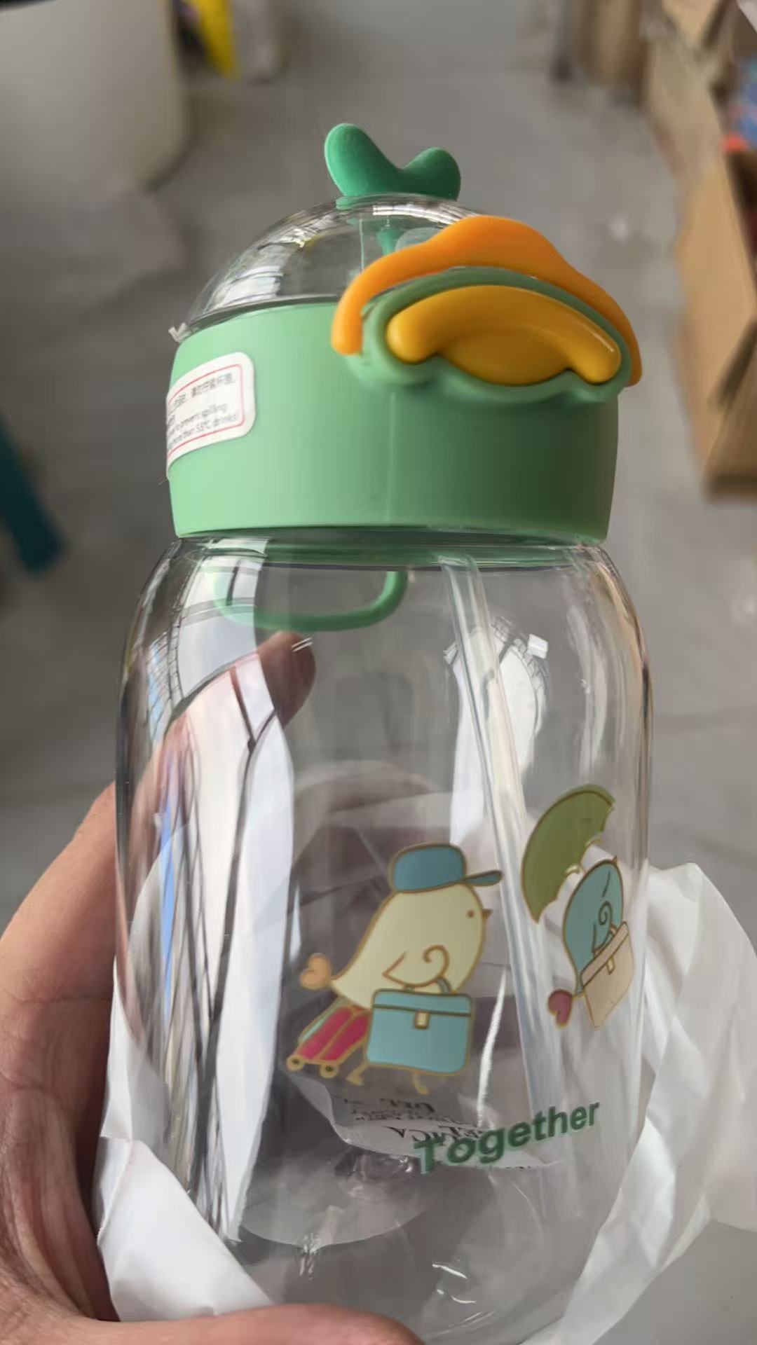 宝宝夏天喝水杯子