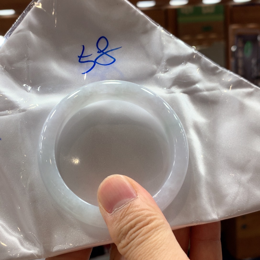 翡翠未镶嵌手镯买断