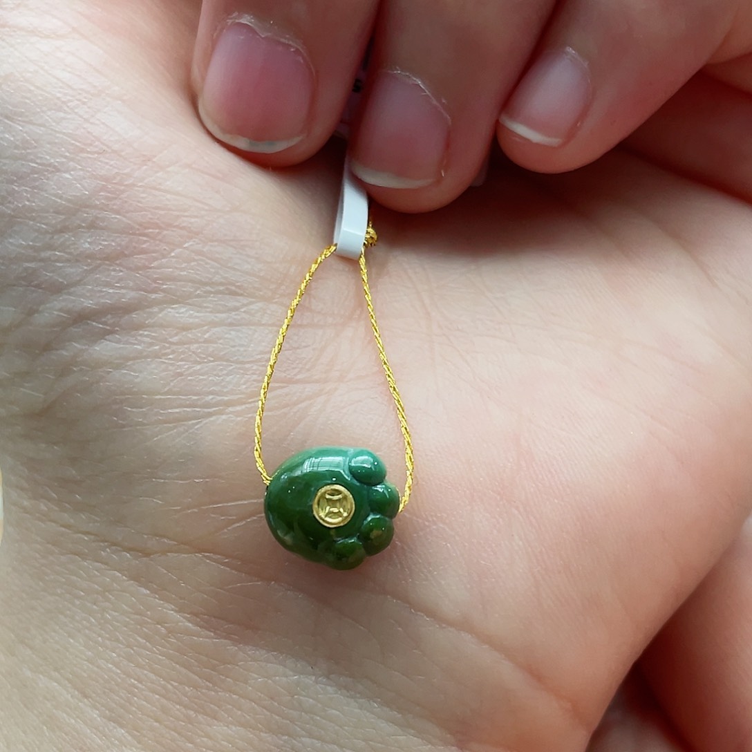 绿松石颈饰未镶嵌