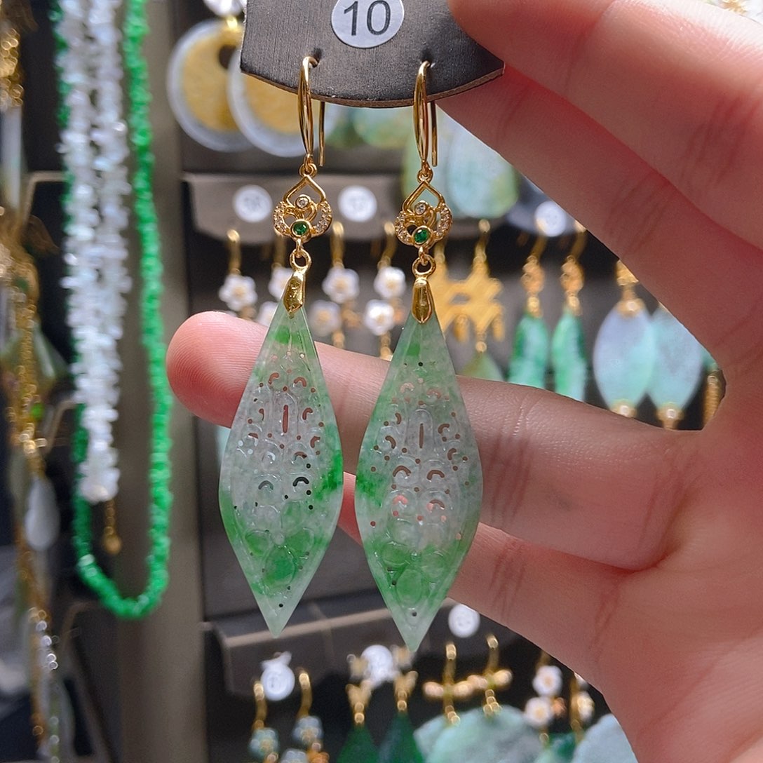 翡翠未镶嵌耳饰翡翠