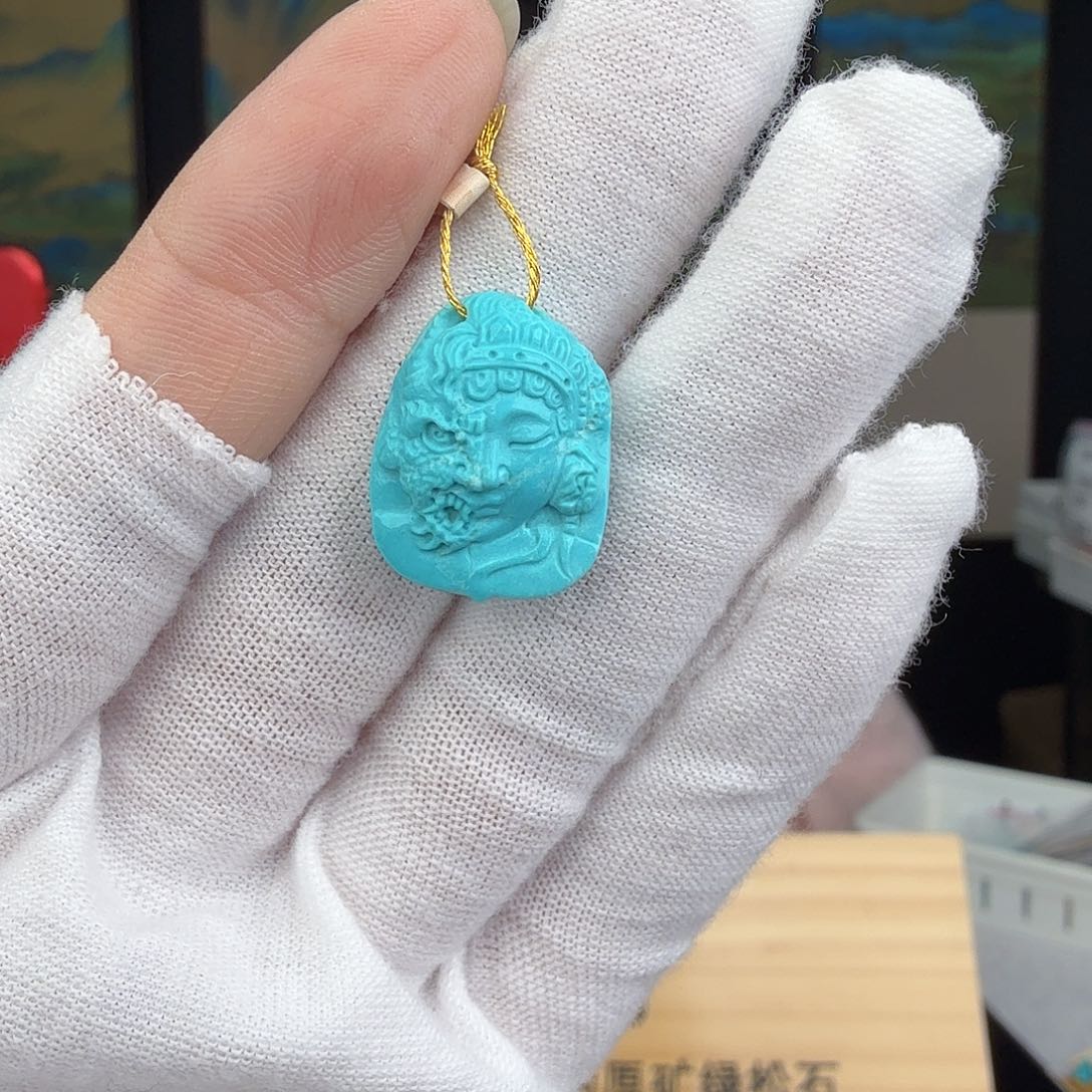 绿松石未镶嵌珠宝奇石