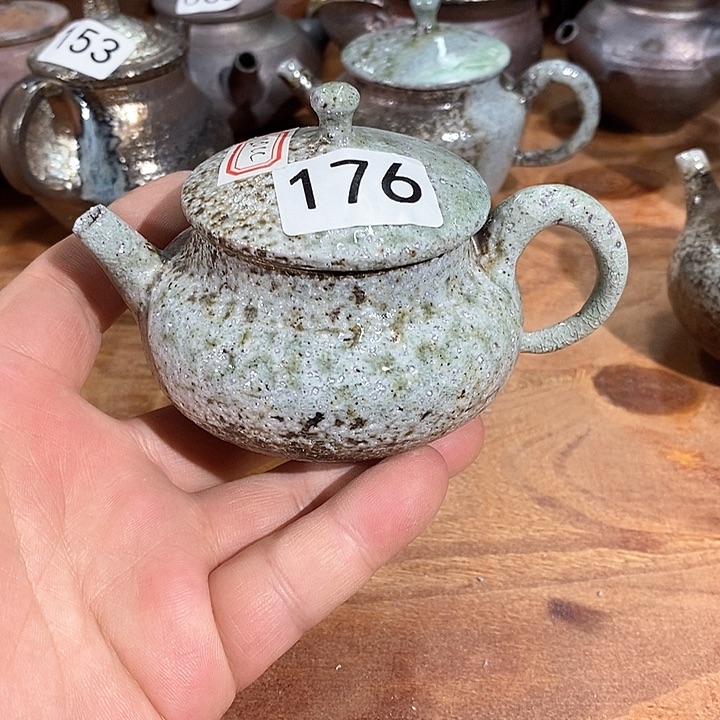 鬼*鹿我们的确是一个人的