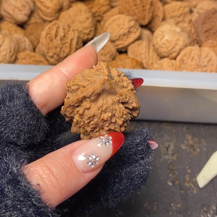 吊坠文玩核桃*️**文玩核桃异形单只