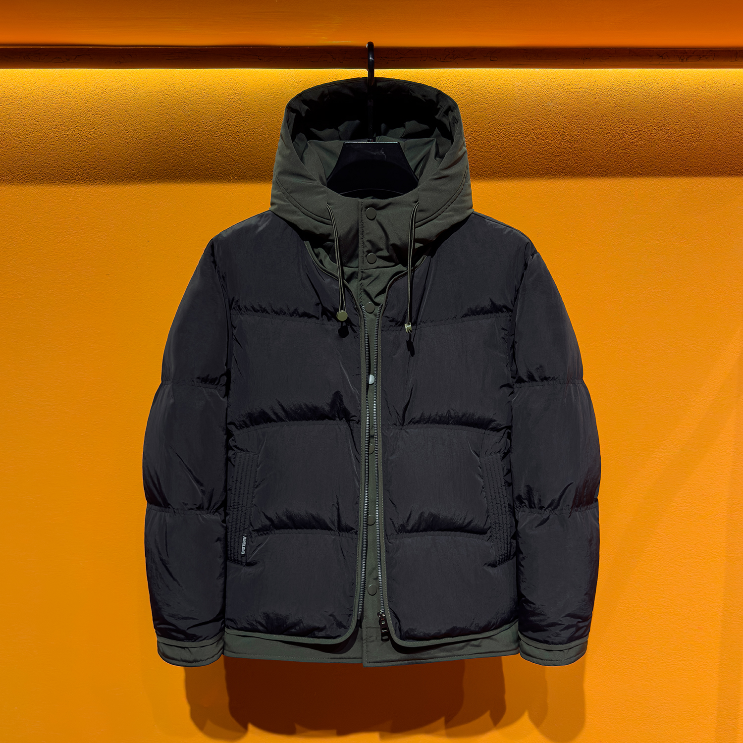 白鹅绒冬季新款假两件连帽羽绒服男加厚保暖情侣外套撞色拼接连帽