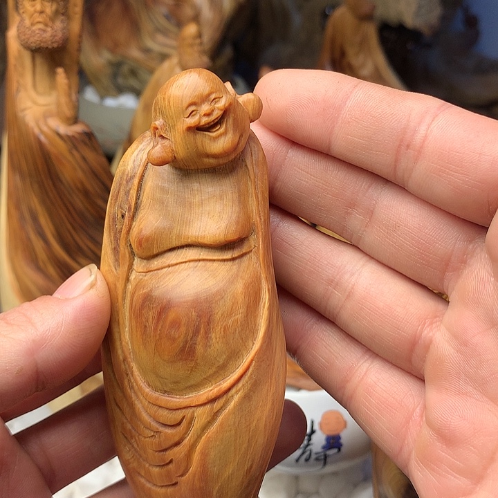 乐***呵柏木一物一拍自带香味