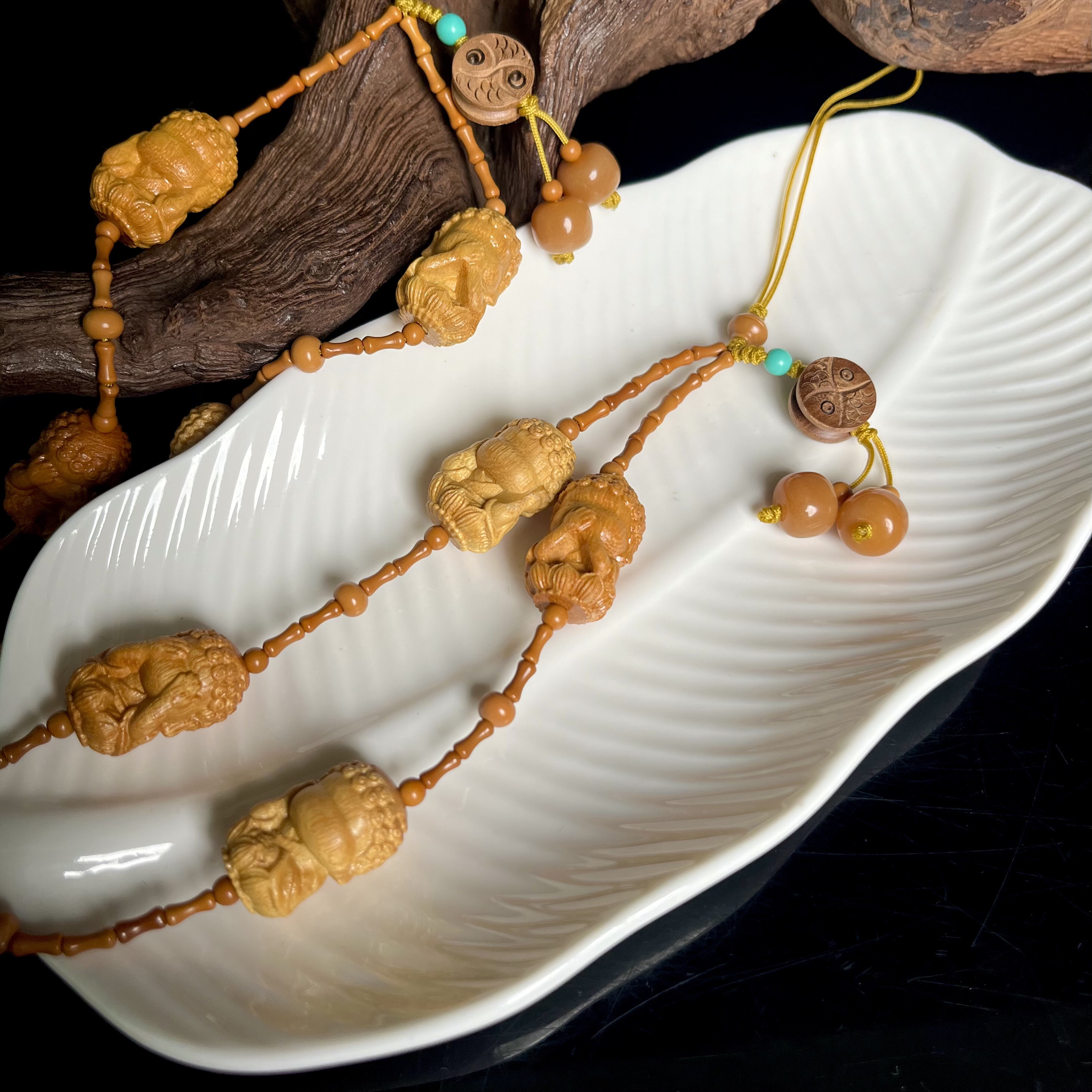 檀香木四不佛手机链手腕款O7002多样性发其一