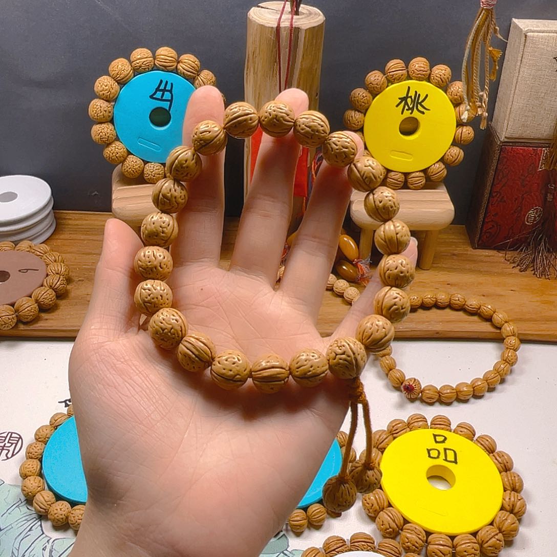 陆*陆桃核手串桃核手串