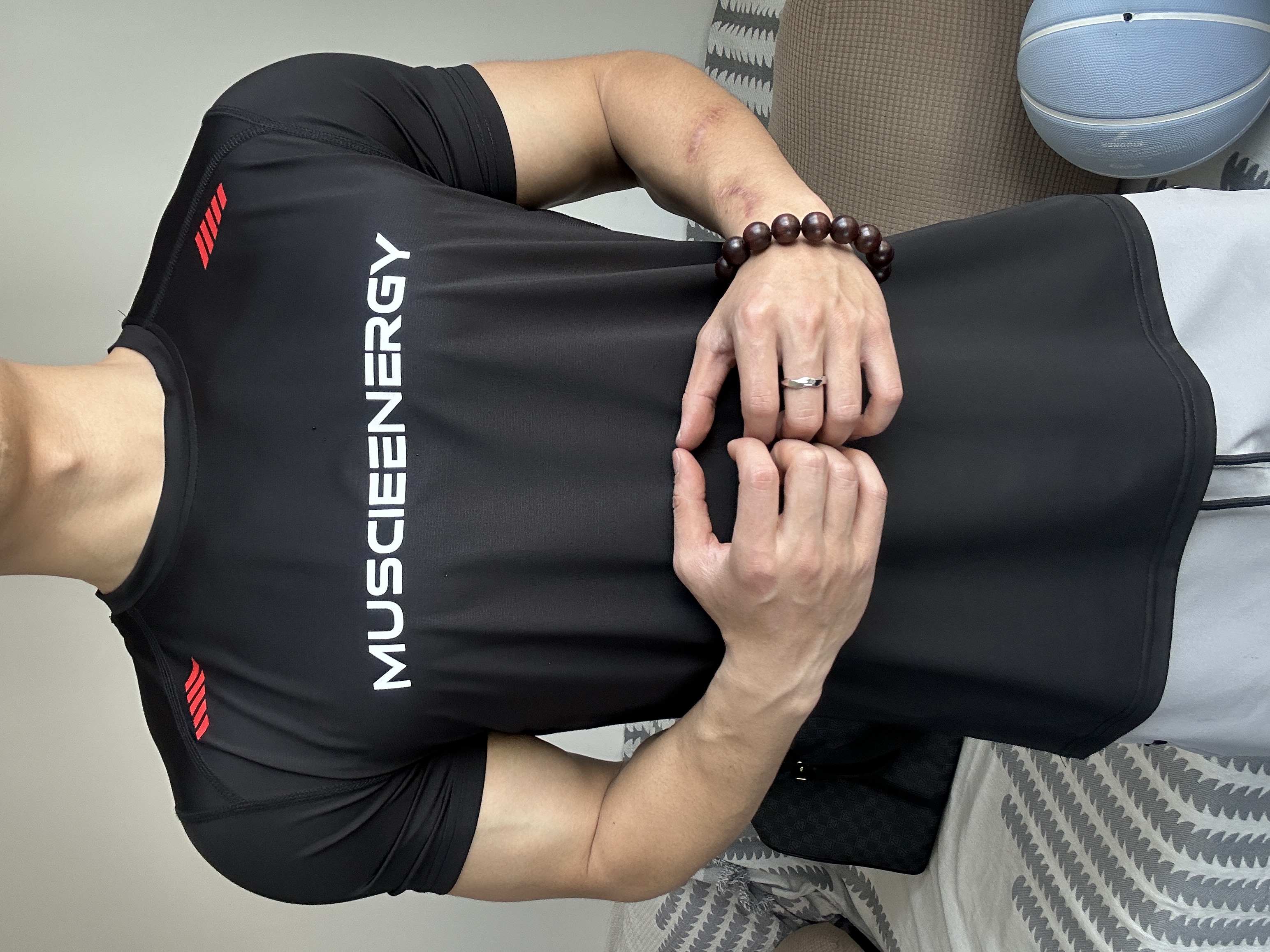 【冰感型男短T】高弹抗皱夏季轻盈速干透气休闲运动户外健身训练衣