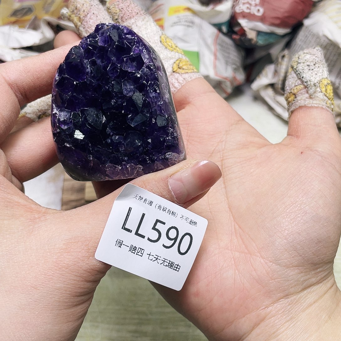 水晶摆件未镶嵌摆件