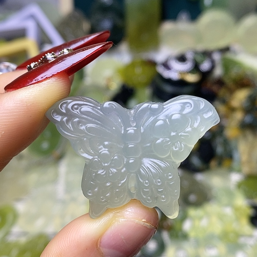 【闪购商品】蛇纹石玉颈饰未镶嵌