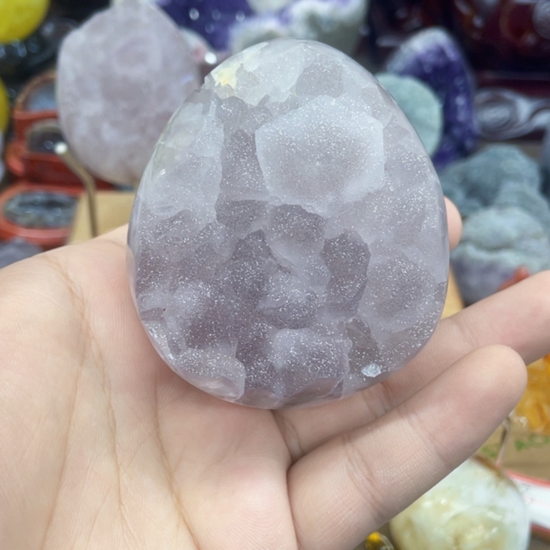 紫晶未镶嵌大型摆件（非配饰）