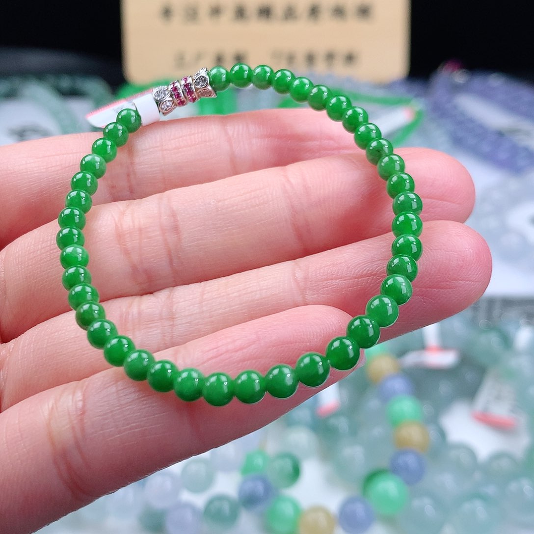 未镶嵌翡翠手链.****.卡4mm